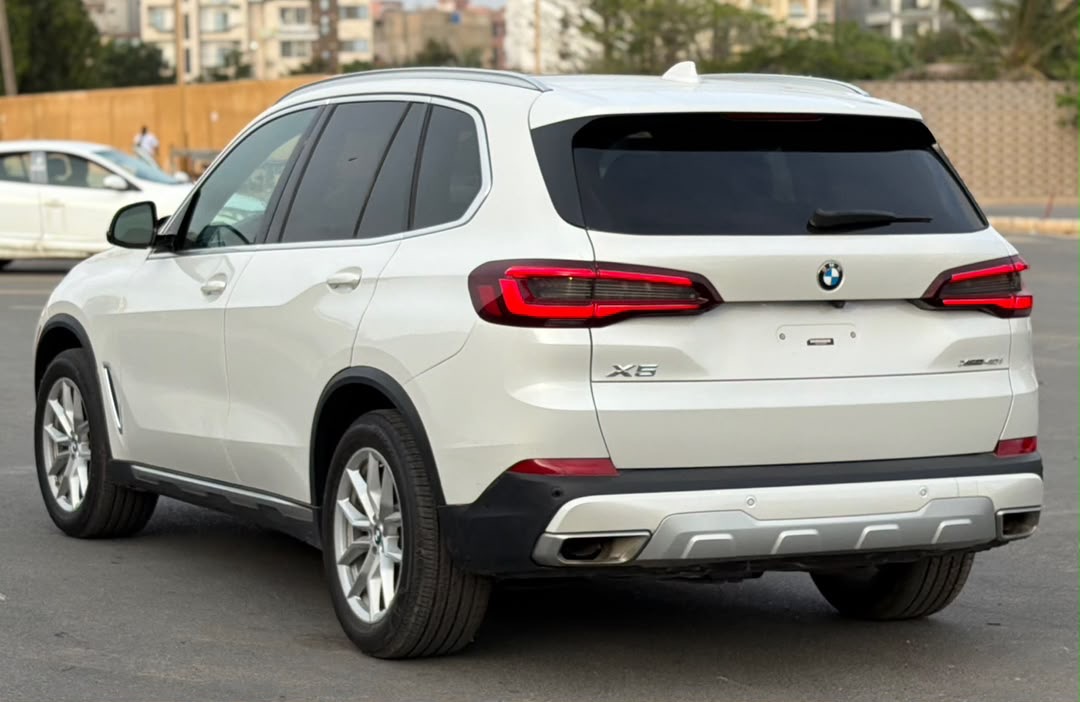BMW X5 xDrive40i 2023