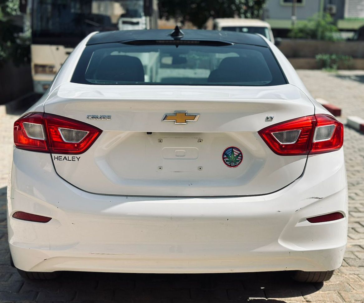 CHEVROLET CRUZE LT 2017