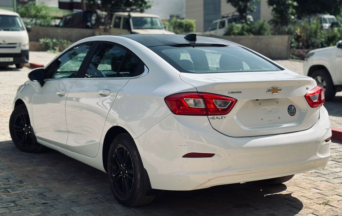 CHEVROLET CRUZE LT 2017
