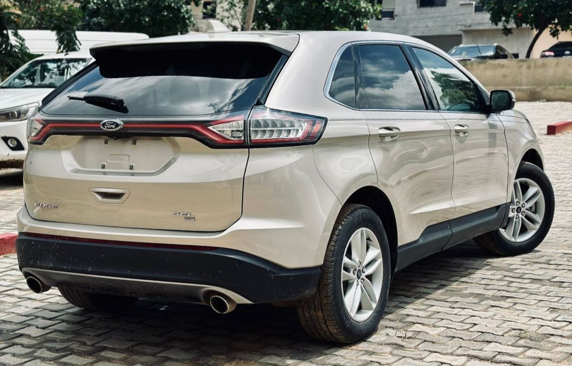 FORD EDGE SEL 4WD 2017