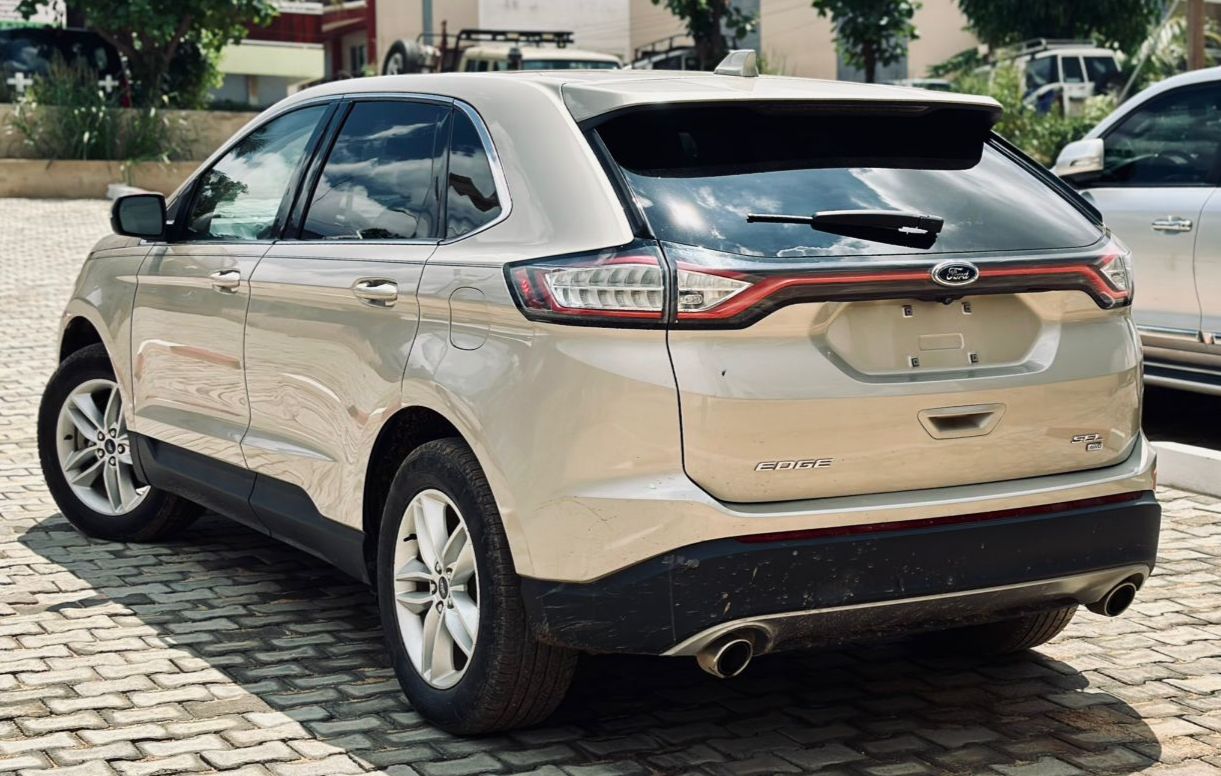 FORD EDGE SEL 4WD 2017
