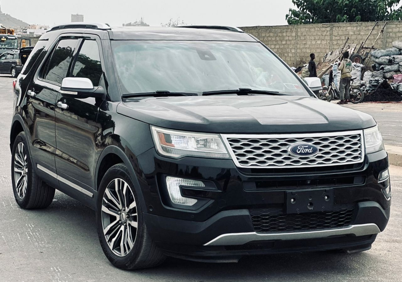 FORD EDGE TITANIUM 2017