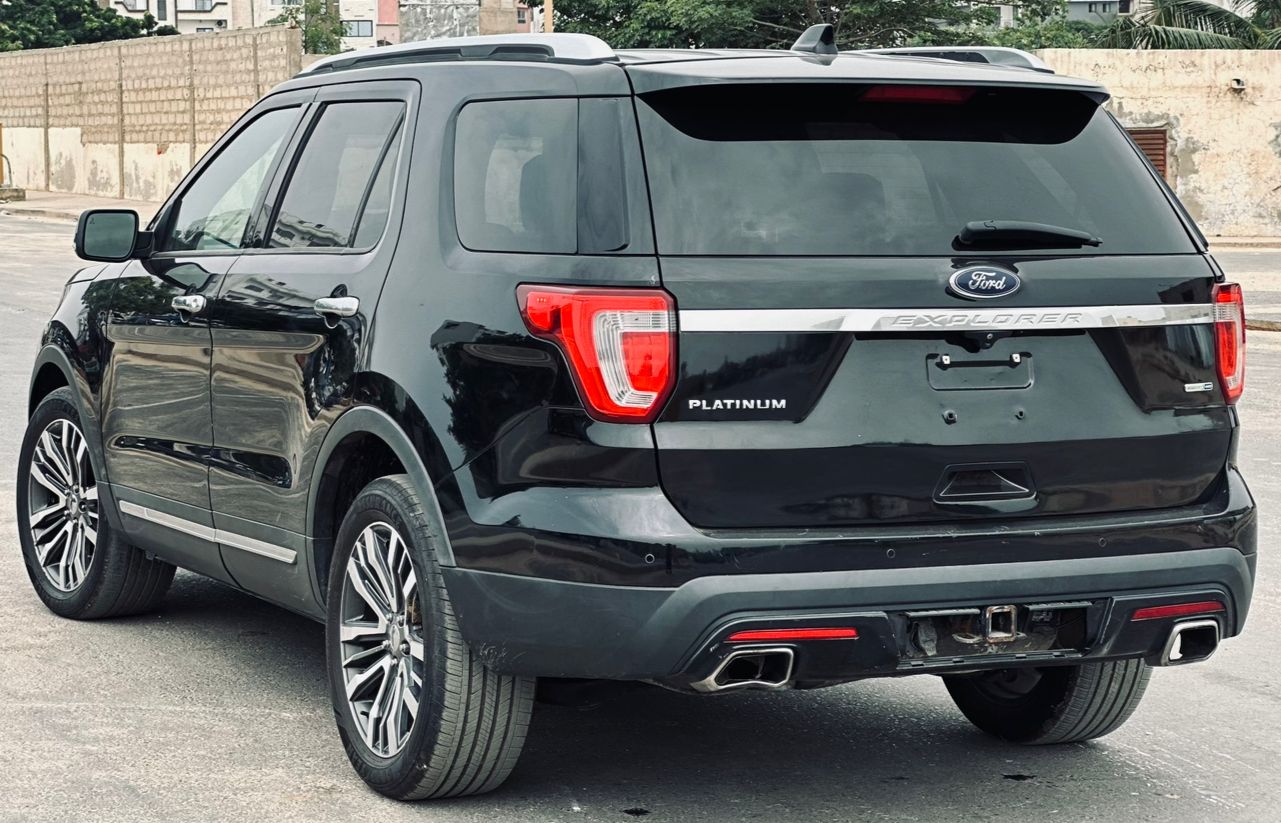FORD EDGE TITANIUM 2017