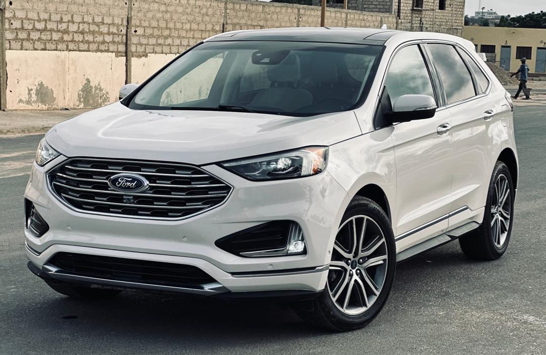 FORD EDGE TITANIUM 2019 Blanc