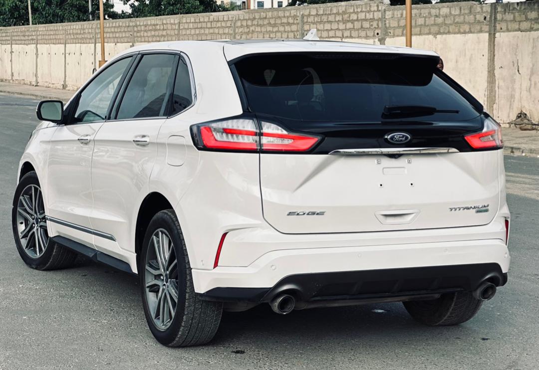 FORD EDGE TITANIUM 2019 Blanc