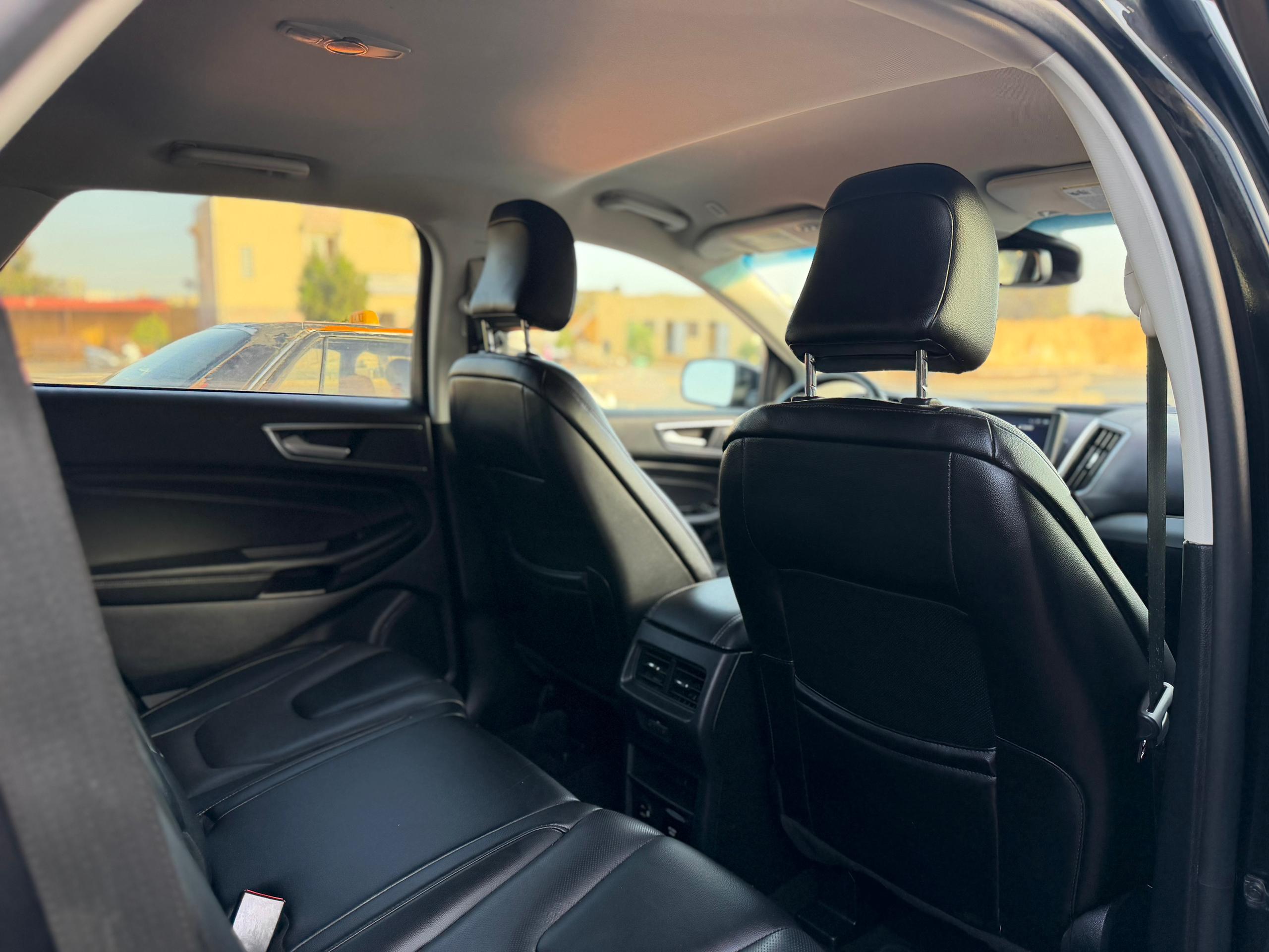 FORD EDGE TITANIUM 2022*