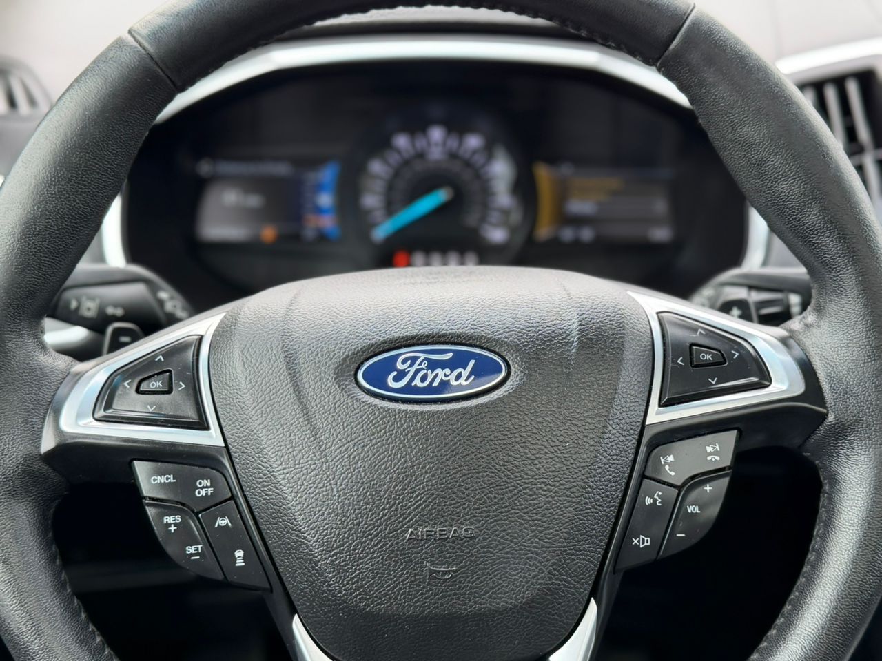 FORD EDGE TITANIUM AWD 2019.