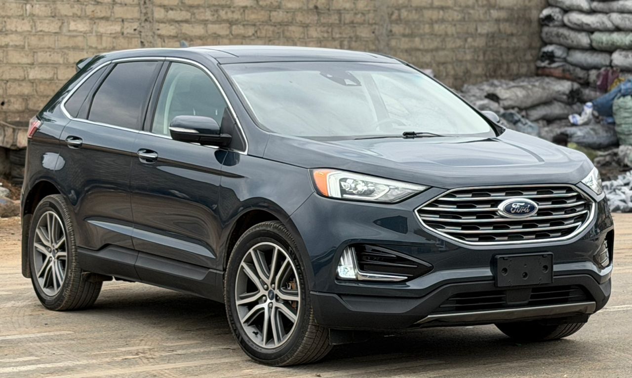 FORD EDGE TITANIUM AWD 2019.