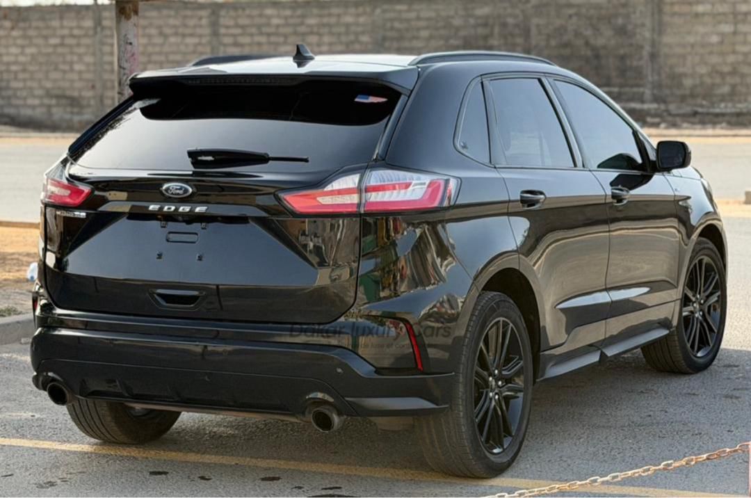 FORD EDGE TITANIUM ST