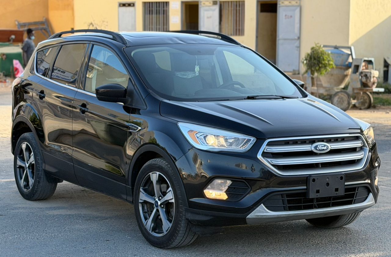 FORD ESCAPE SEL 2017.