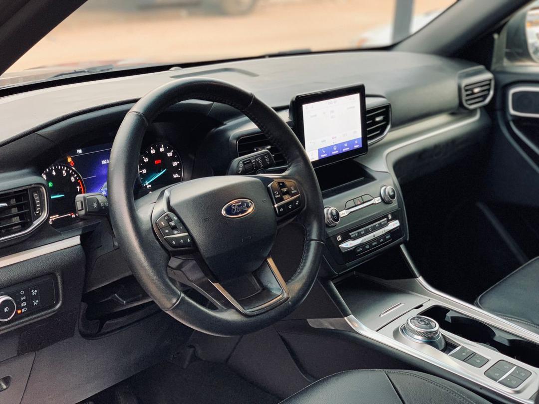 FORD EXPLORER XLT 2020