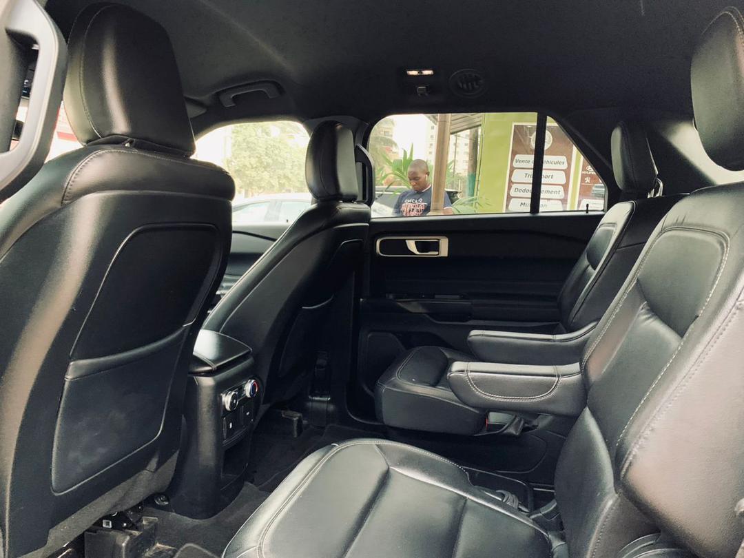 FORD EXPLORER XLT 2020