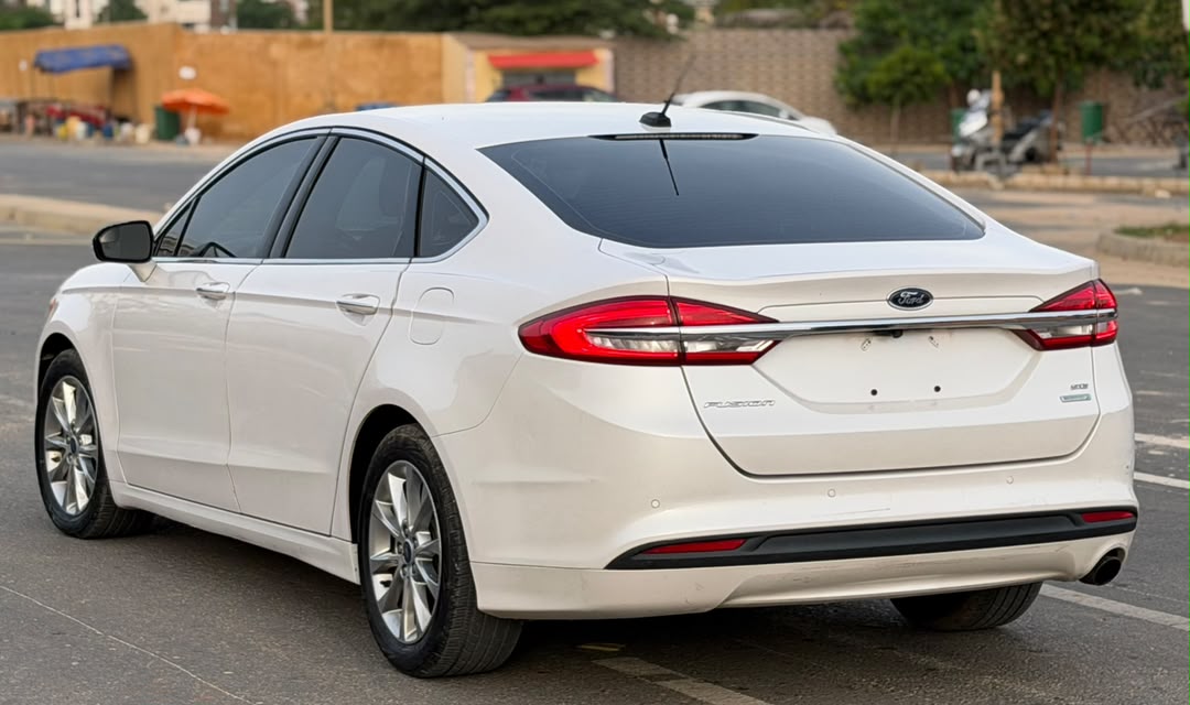 FORD FUSION SEL 2017