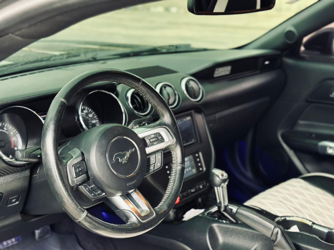 FORD MUSTANG 2016