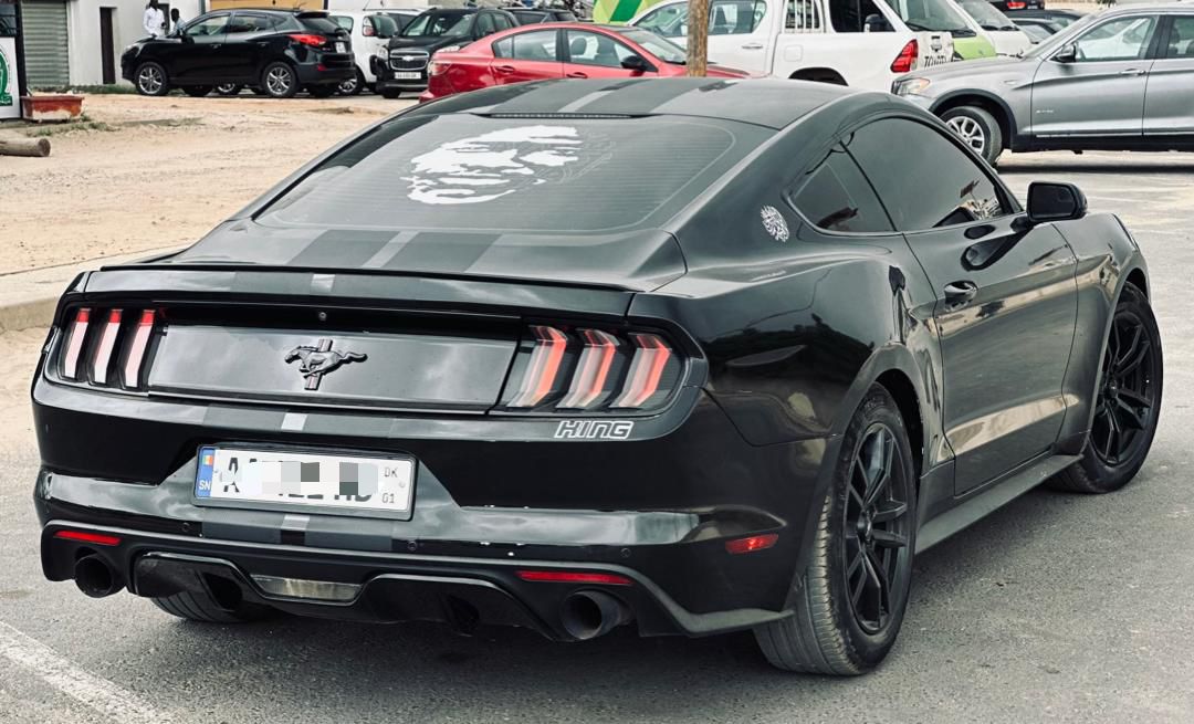 FORD MUSTANG 2016