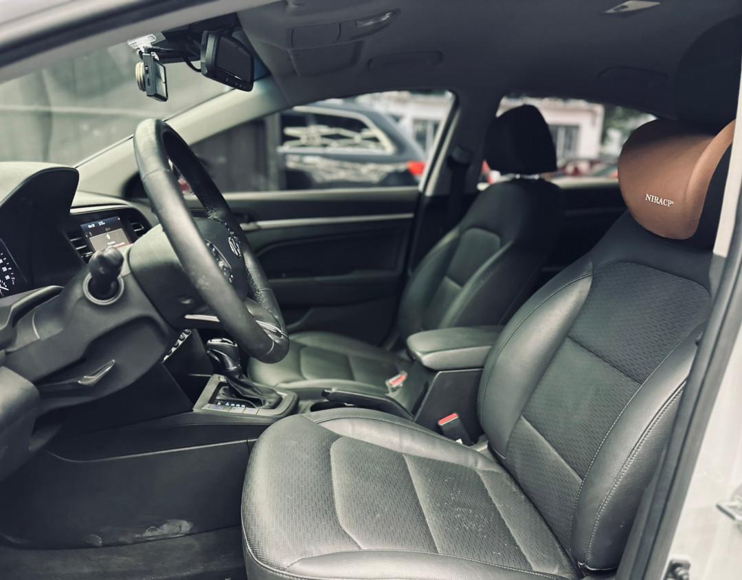 HYUNDAI AVANTE 2020..