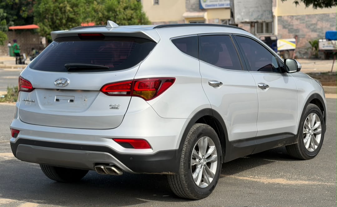 HYUNDAI SANTA FE 2.0 AWD 2018.
