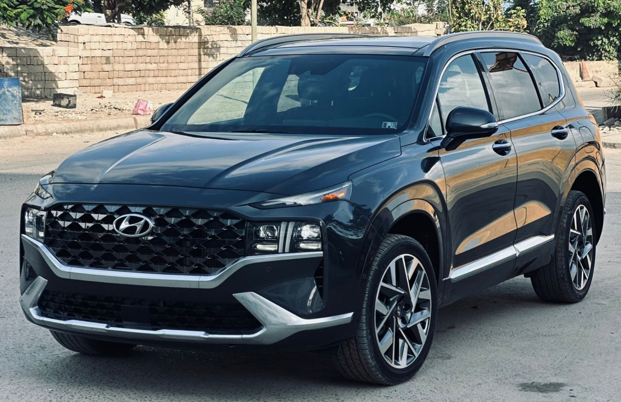 HYUNDAI SANTAFE CALIGRAFFE 2022