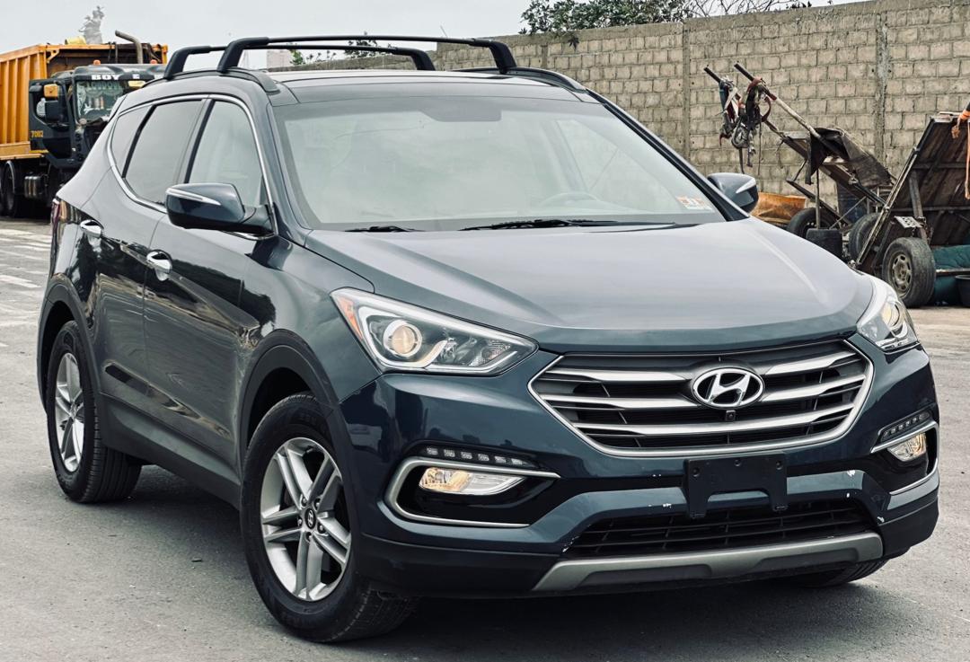 HYUNDAI SANTAFE LIMITED 2017