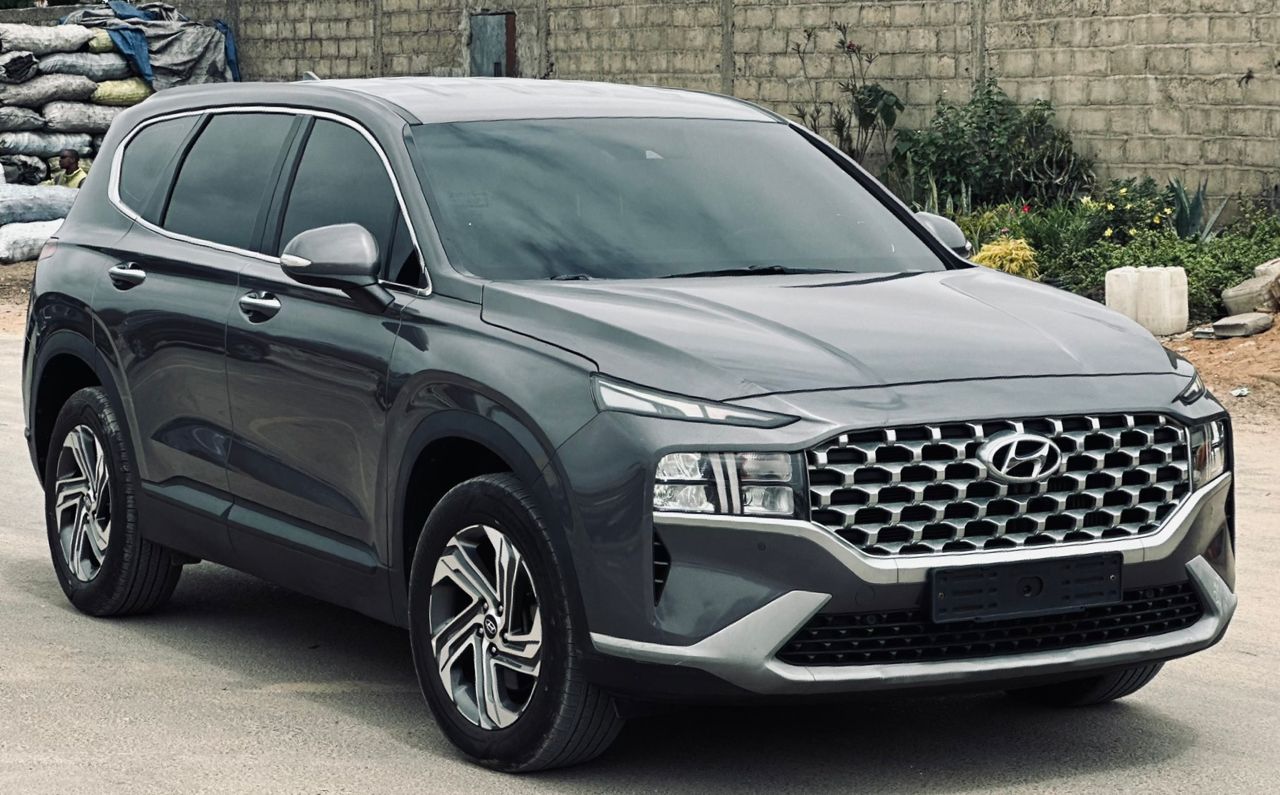 HYUNDAI SANTAFE LIMITED