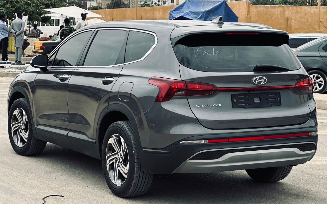 HYUNDAI SANTAFE LIMITED