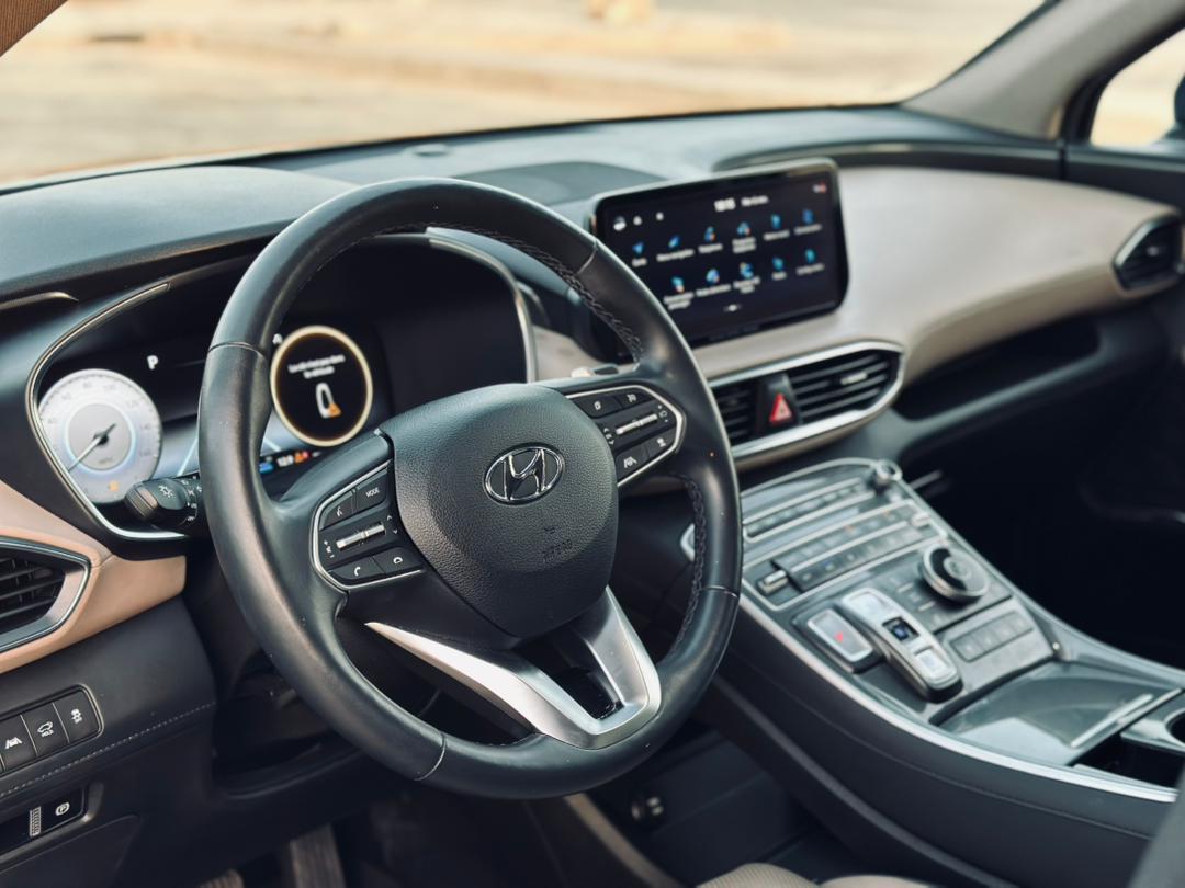 HYUNDAI SANTAFE PREMIUM 2023