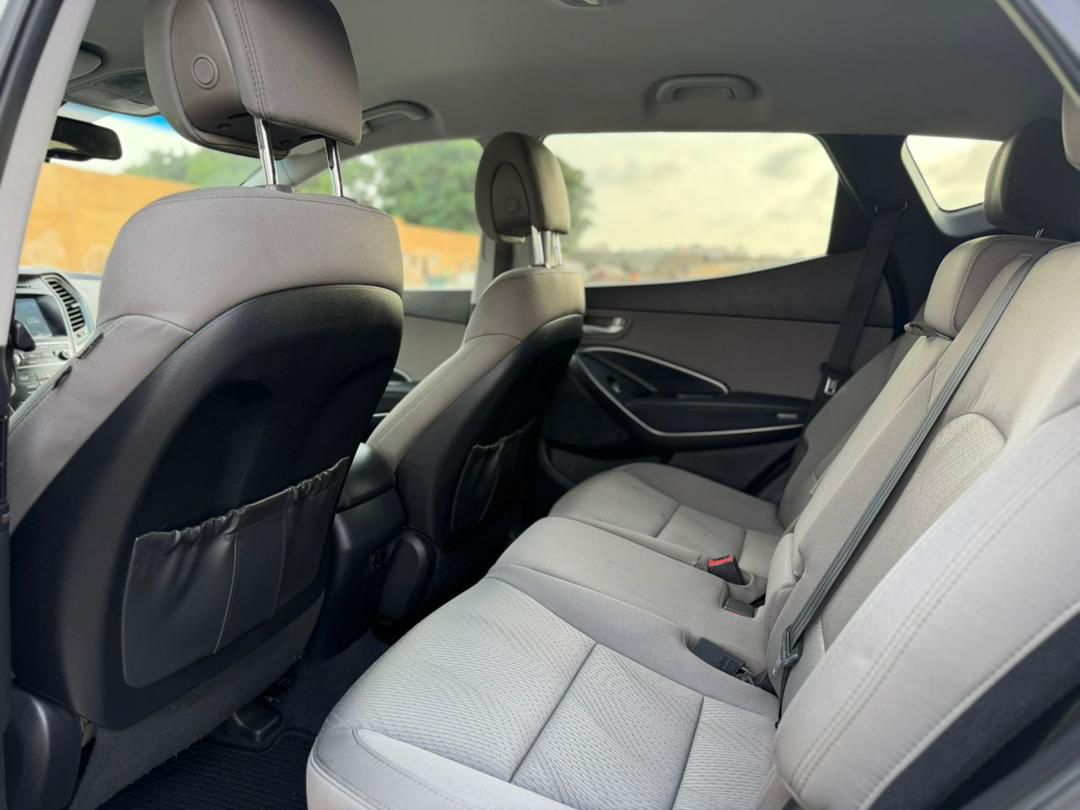 HYUNDAI SANTAFEE 2017.