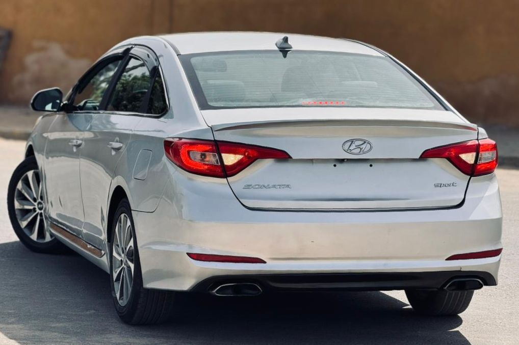 HYUNDAI SONATA 2016