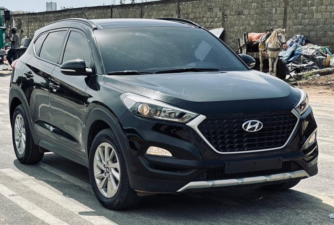 HYUNDAI TUCSON EVGT 2017 67000 miles