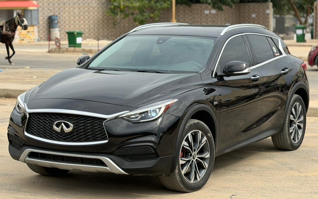 INFINITI QX30 AWD 2018.