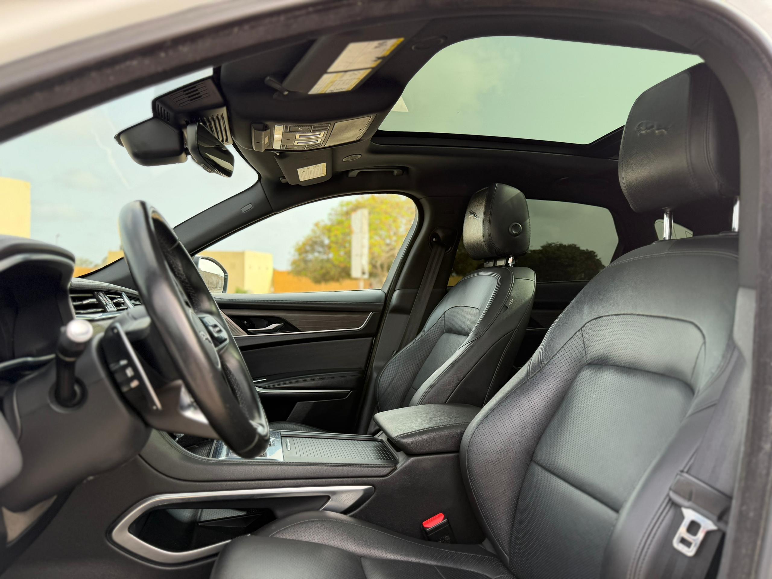 Jaguar F-Pace  2021