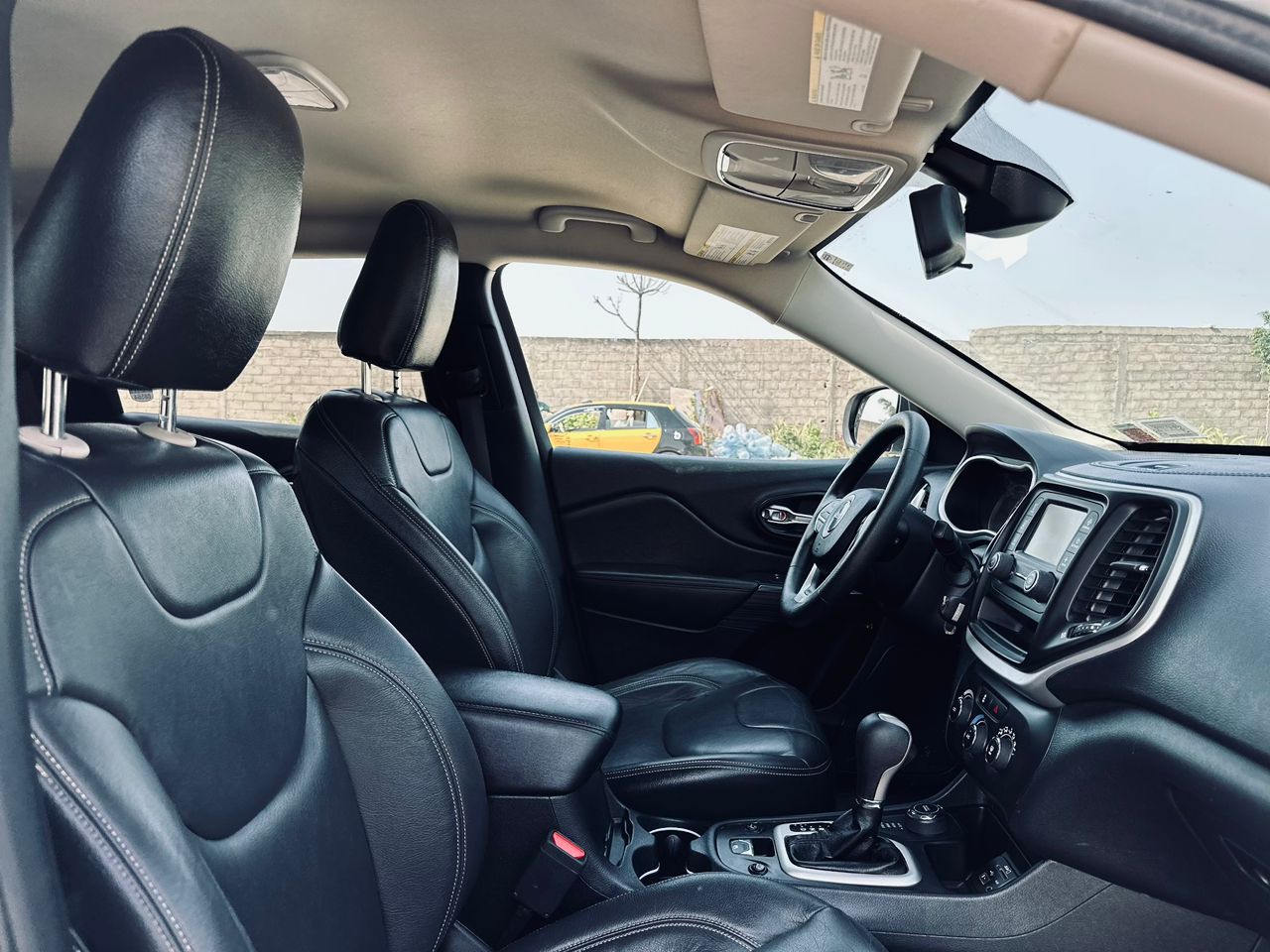 Jeep Cherokee 2016