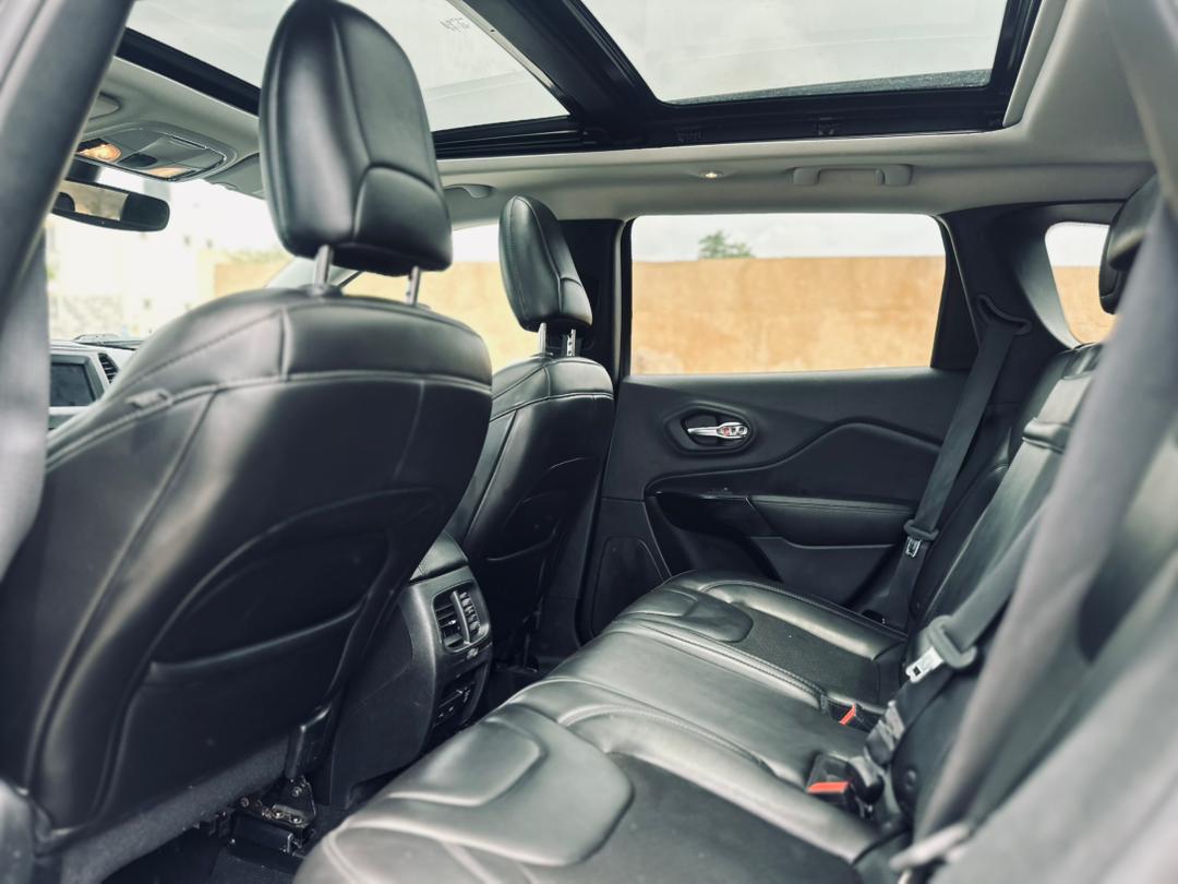 JEEP CHEROKEE LIMITED AWD