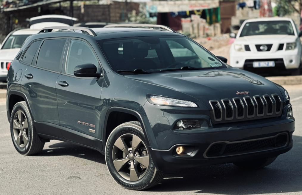 Jeep Cherokee TRAIL HAWK