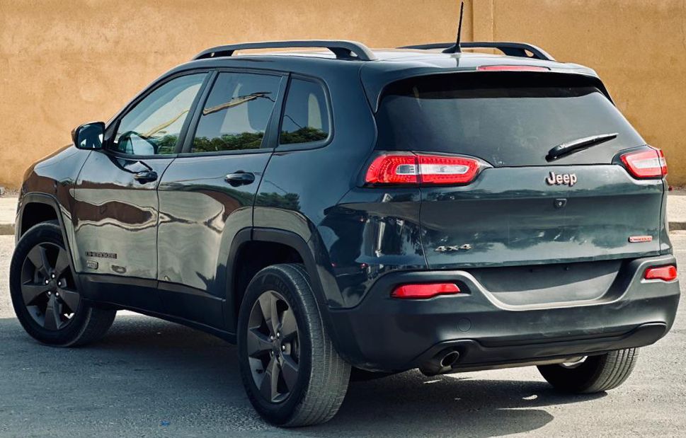 Jeep Cherokee TRAIL HAWK