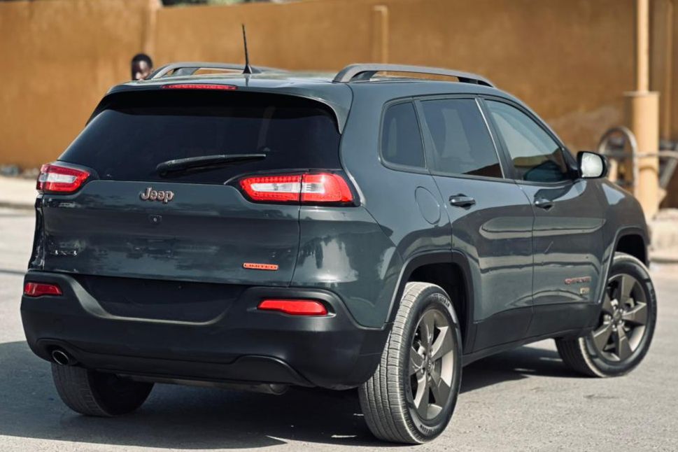 Jeep Cherokee TRAIL HAWK