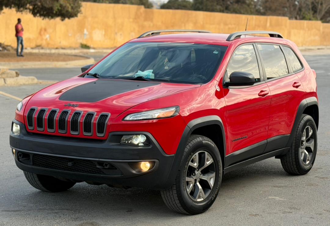 JEEP CHEROKEE TRAIL WALK 2017