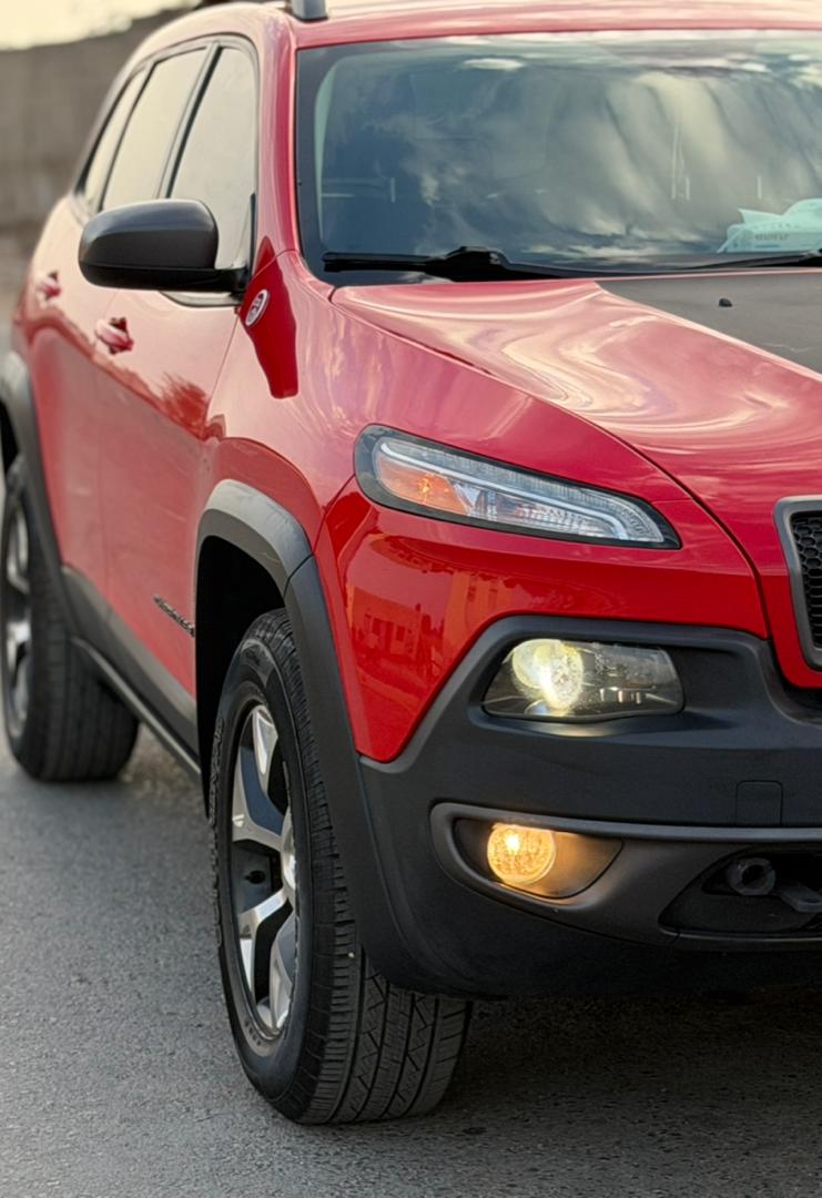 JEEP CHEROKEE TRAIL WALK 2017