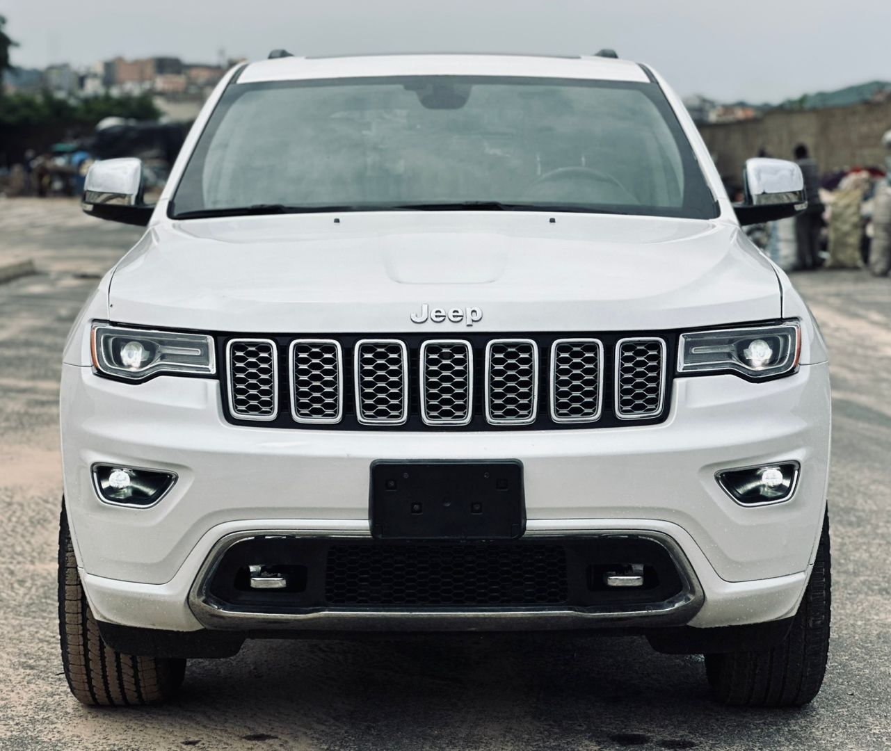 JEEP GRAND CHEROKEE OVERLAND 2018