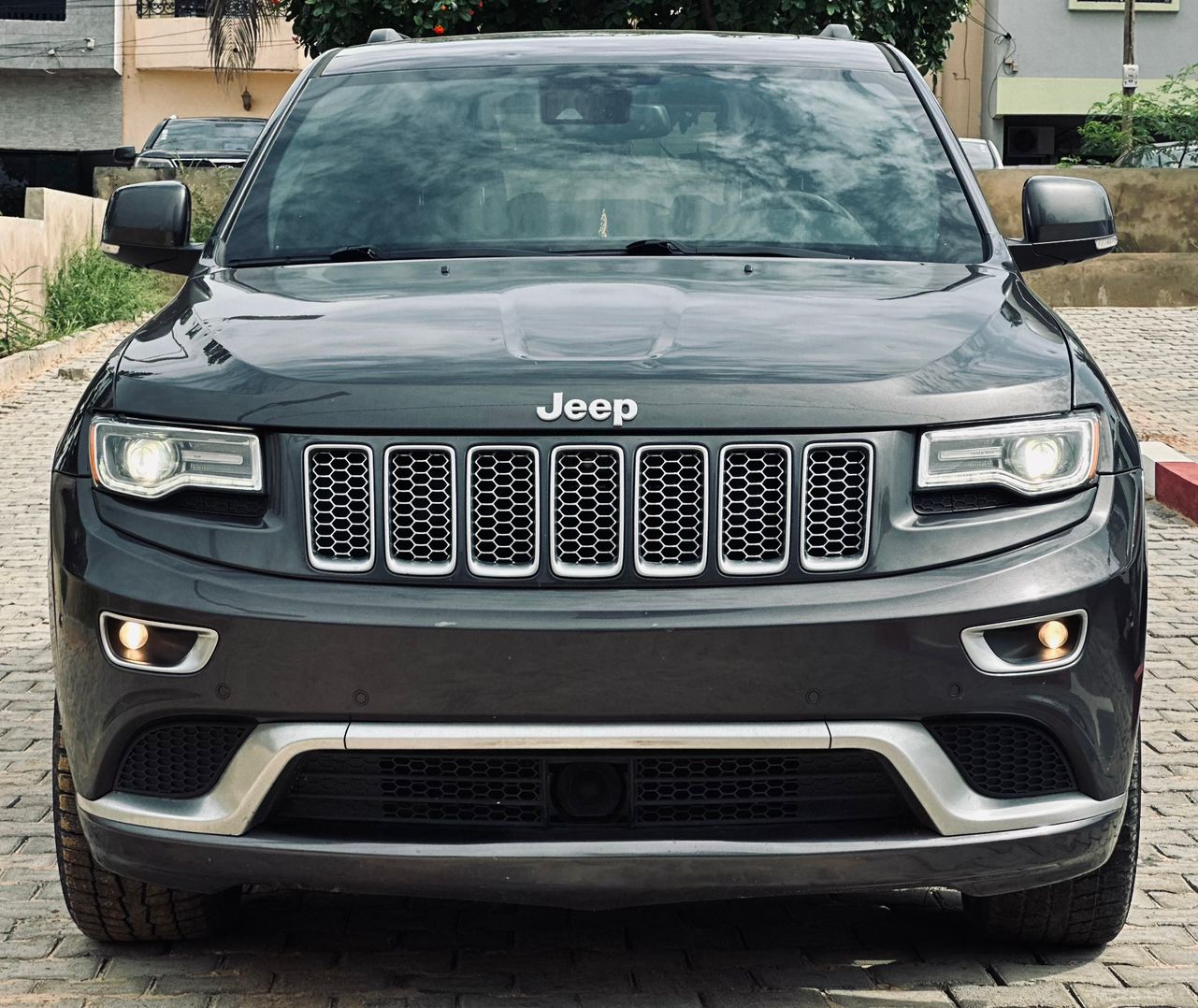 JEEP GRAND CHEROKEE SUMMIT 2017