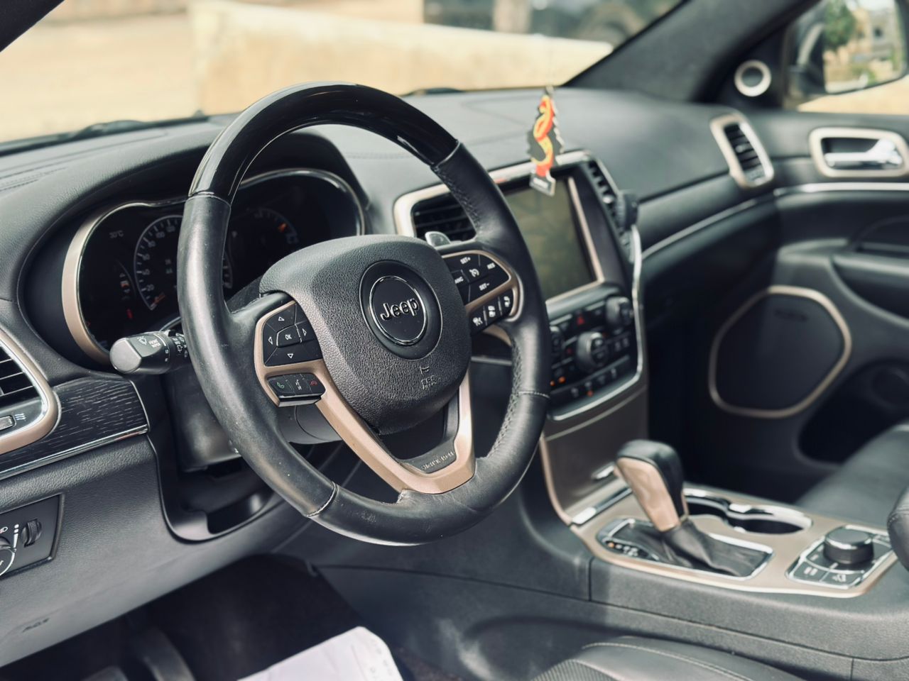 JEEP GRAND CHEROKEE SUMMIT 2017