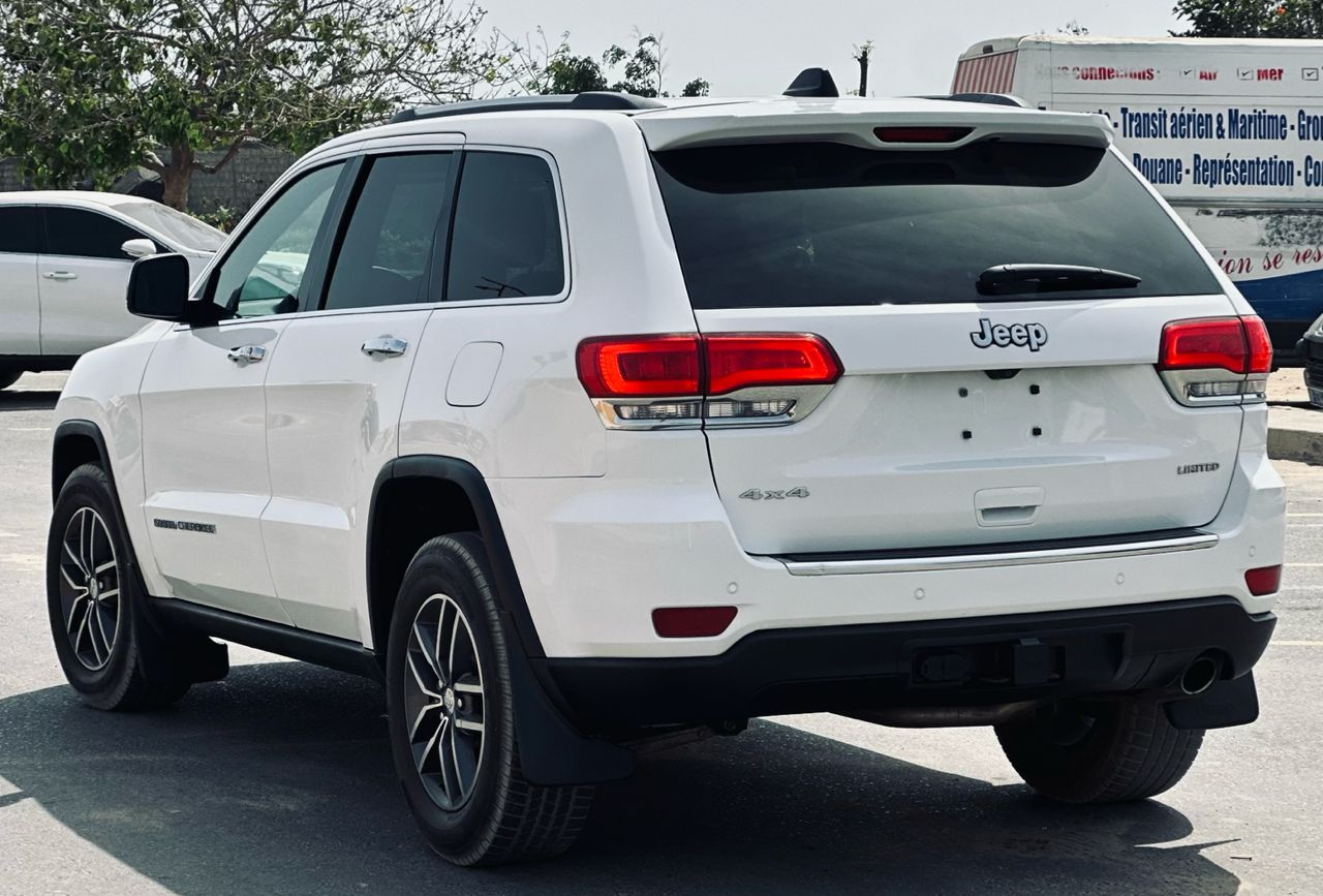 JEEP GRAND CHEROKEEE