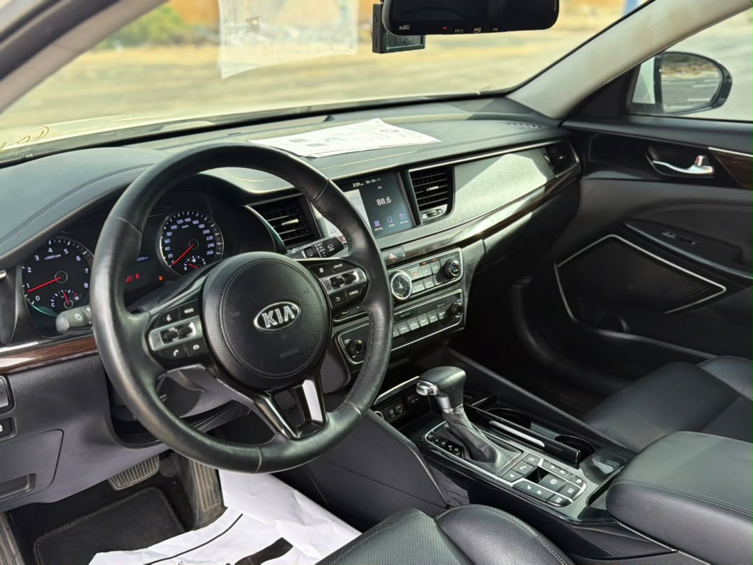 KIA K7 2017