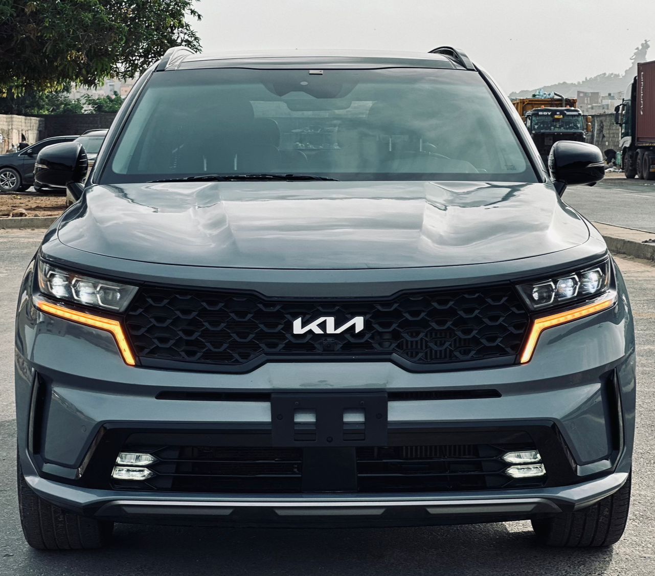 KIA SORENTO LIMITED 2023 gris