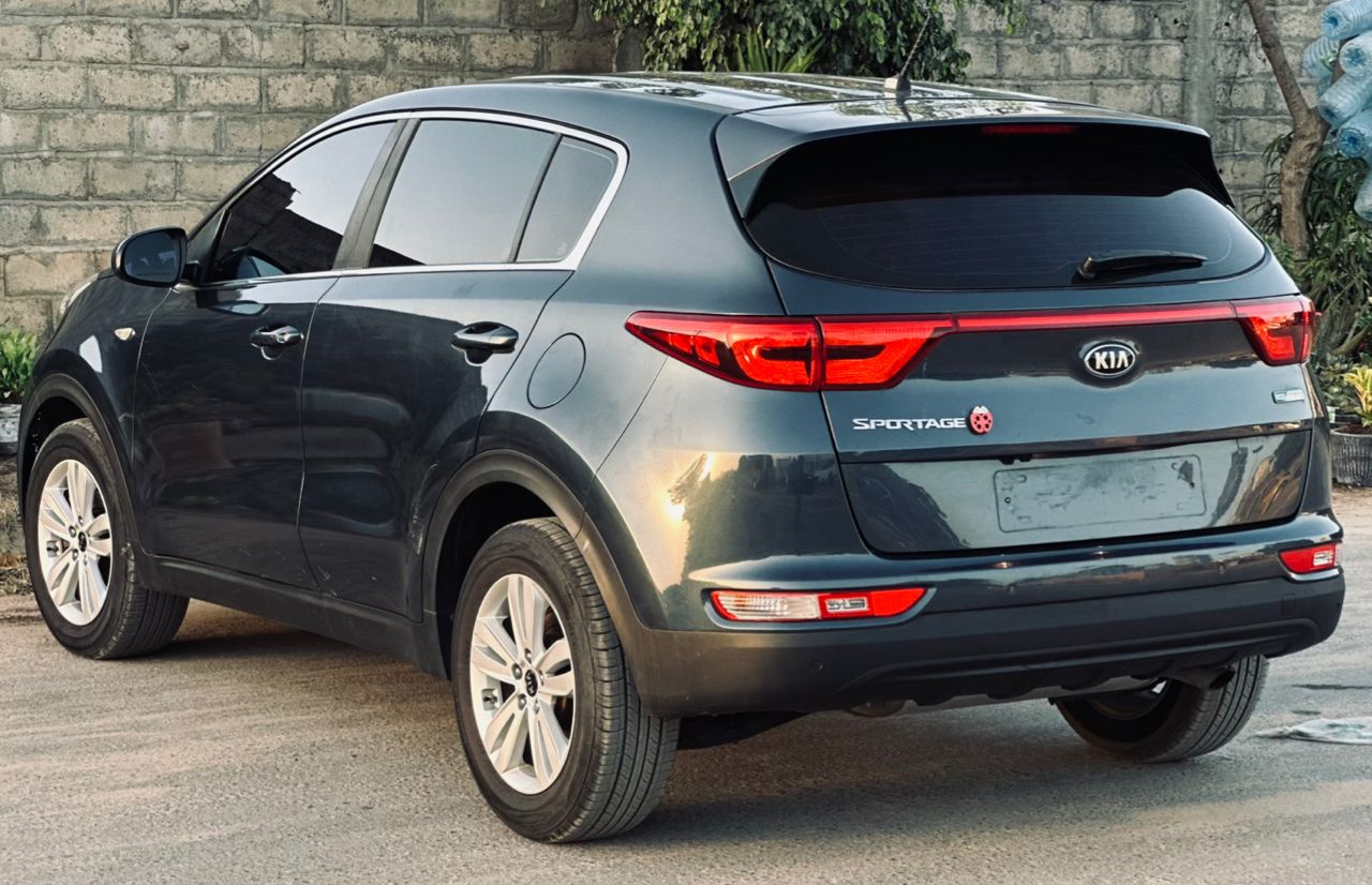 KIA SPORTAGE 2017 Noir