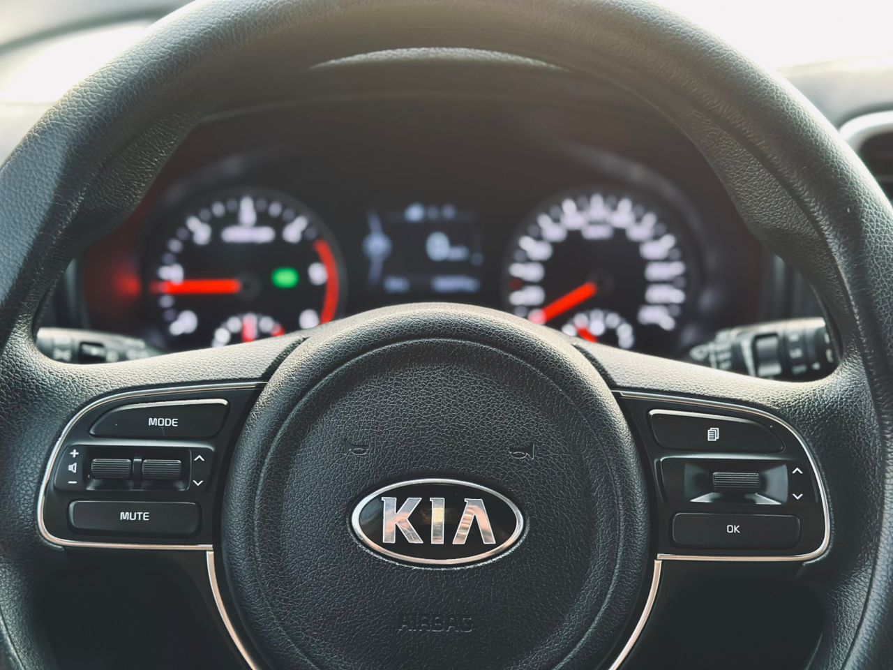 KIA SPORTAGE 2018 Blanc