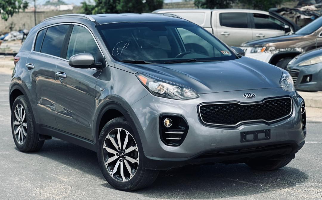KIA SPORTAGE AWD 2017