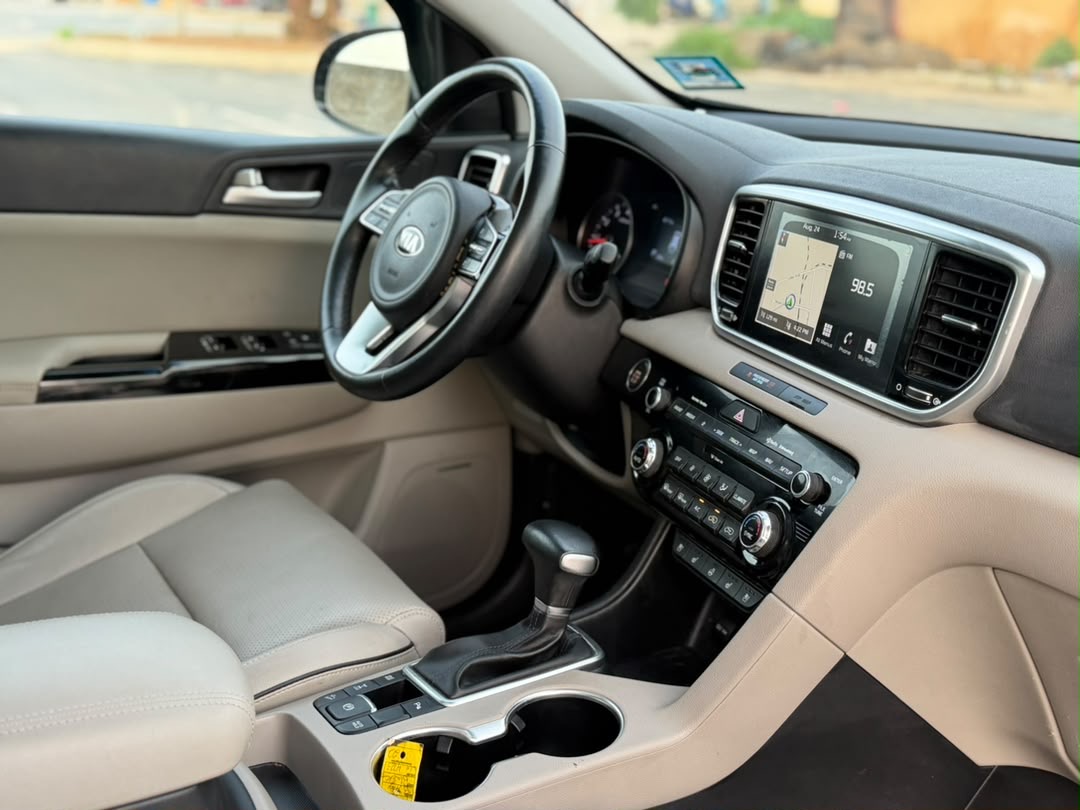 KIA SPORTAGE AWD EX 2020
