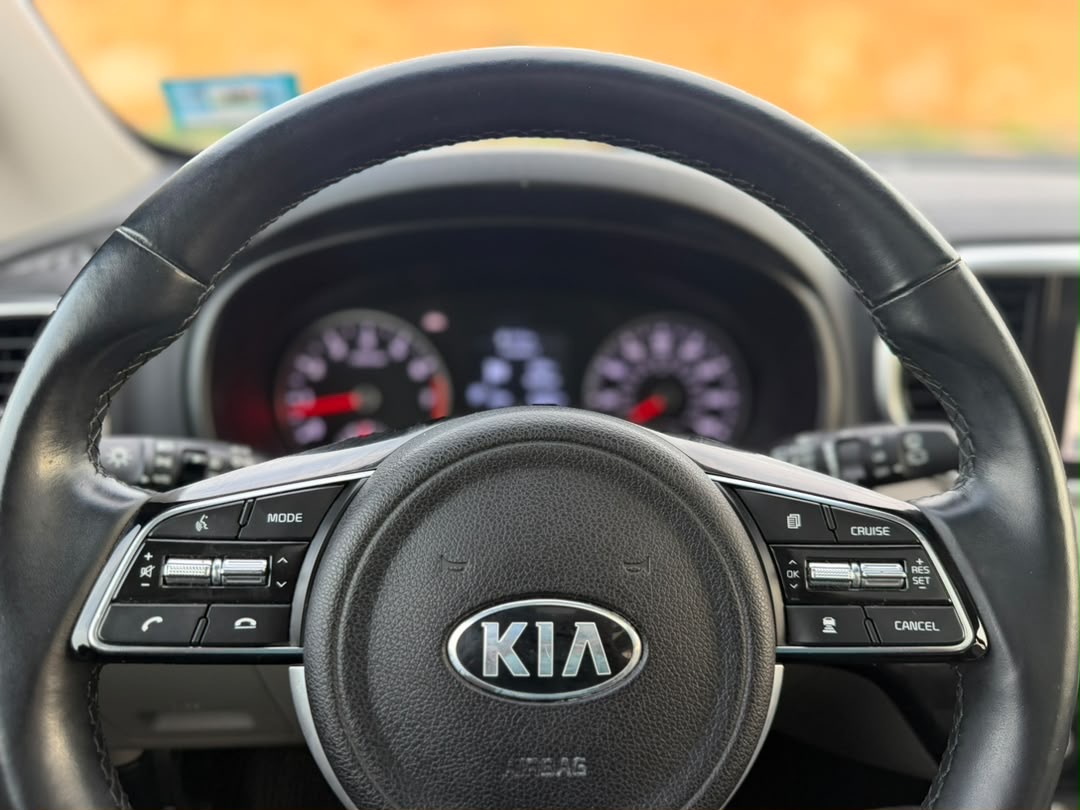 KIA SPORTAGE AWD EX 2020