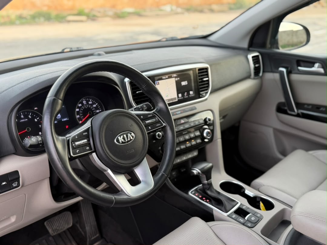 KIA SPORTAGE AWD EX 2020